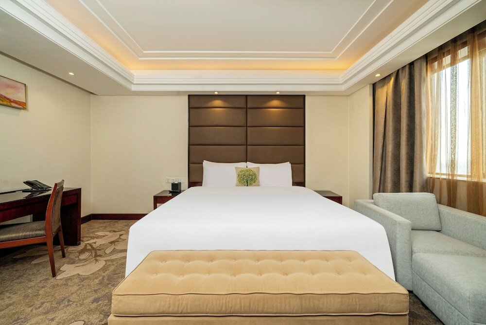Фото Guangdong Hotel Shanghai