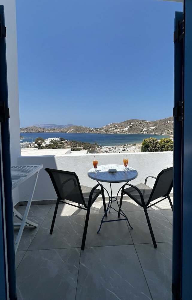 Фото A1 Princess Sissy Ios Hotel & Hostel