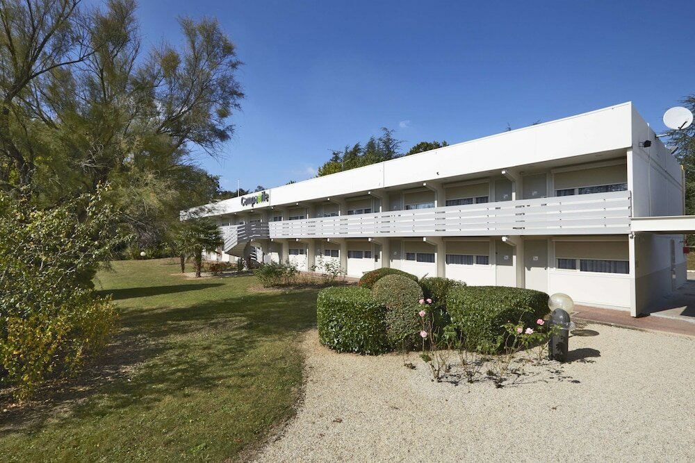 Фото Campanile Lyon Nord