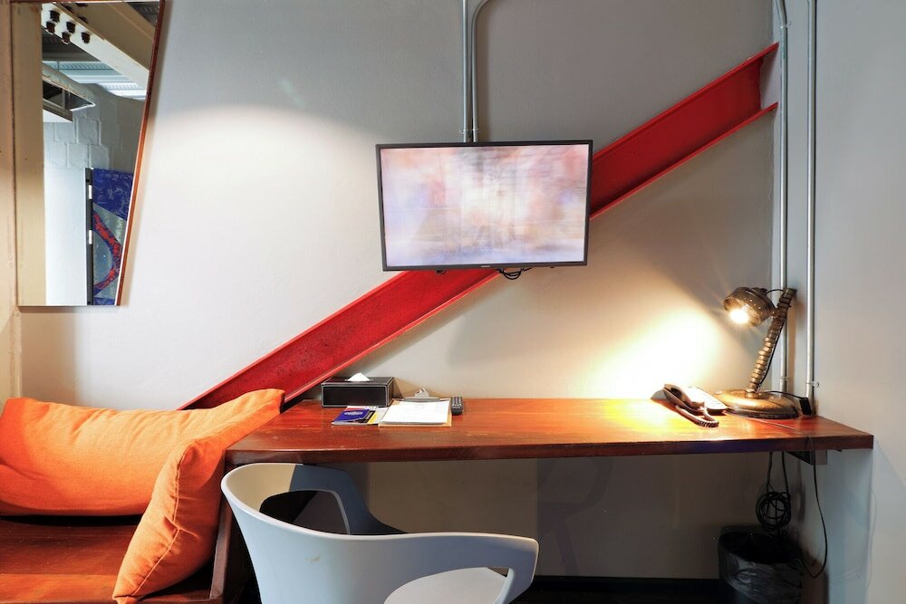 Фото MeStyle Garage Hotel Bangkok