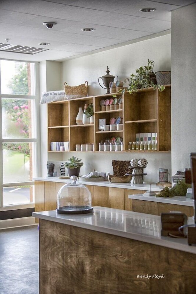 Фото The Fredonia Hotel and Convention Center