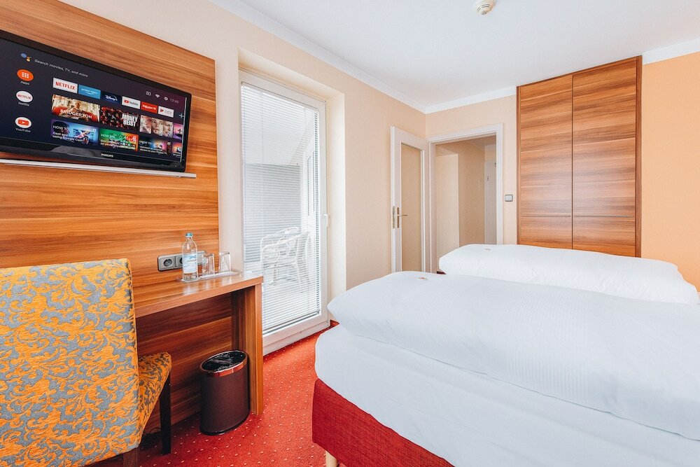 Фото Hotel Isartor