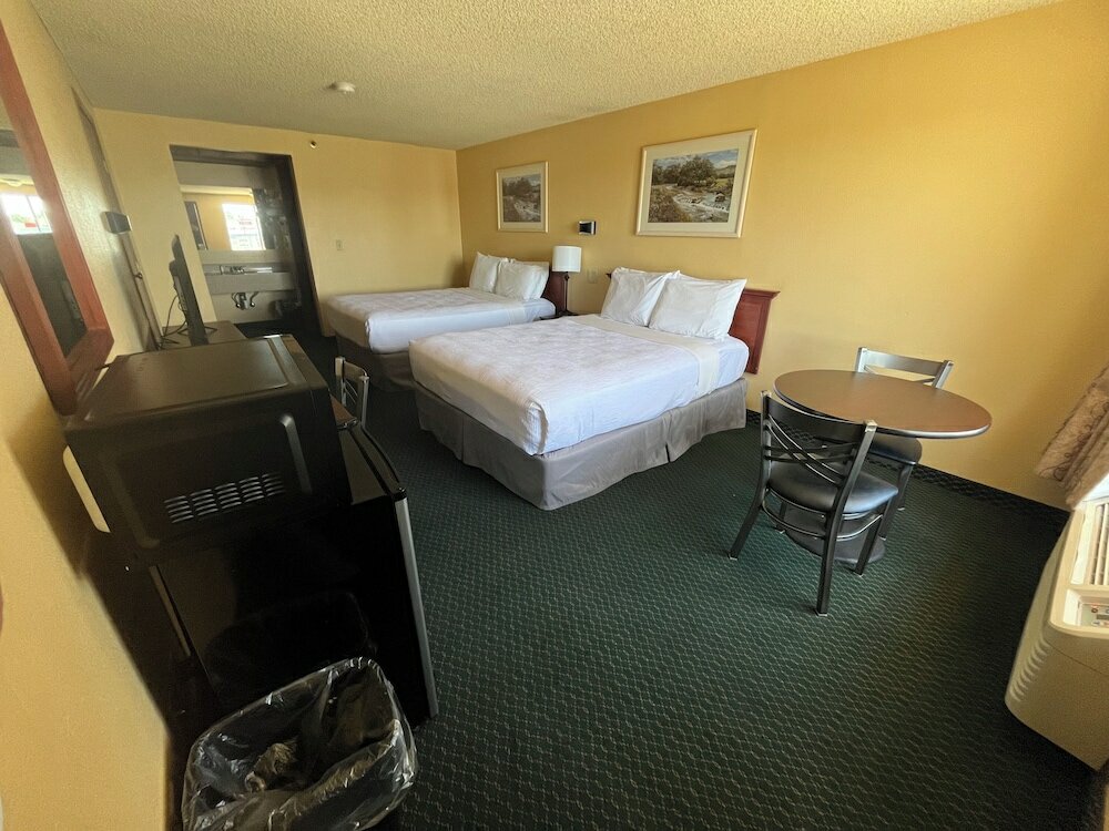 Фото National 9 Price