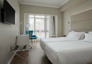 Гостиница Отель Nh Las Palmas Playa las Canteras