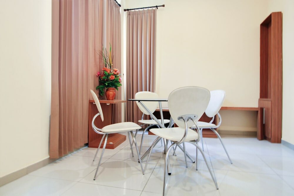 Фото Oyo 175 K-60 Residence