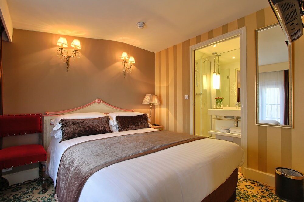 Фото Hotel des Deux Continents