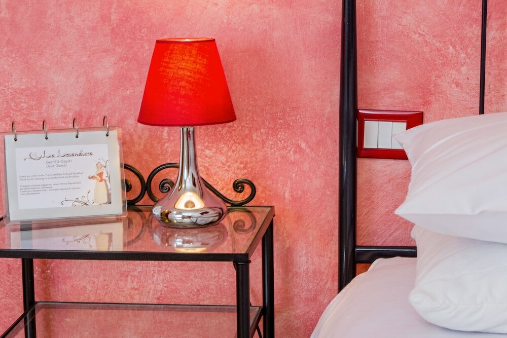 Фото La Locandiera B&b