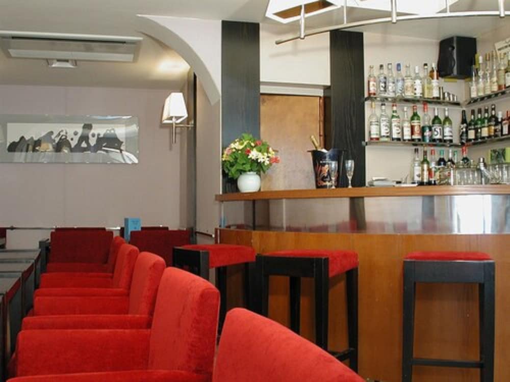 Фото Tonic Hôtel du Louvre