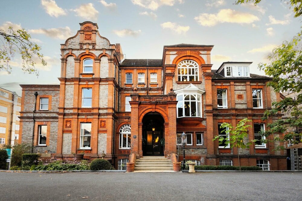 Hostel Palmers Lodge Swiss Cottage, London, photo