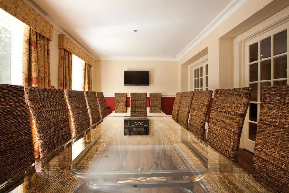 Фото The Dower House Hotel