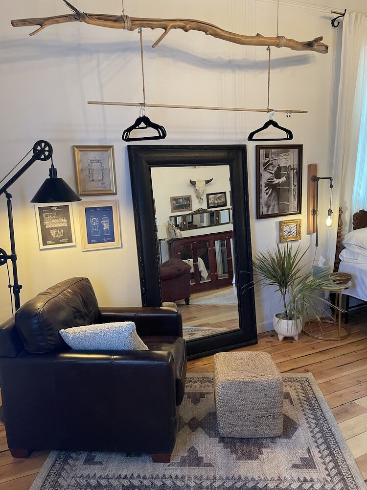 Фото Painted Lady Bed & Brew