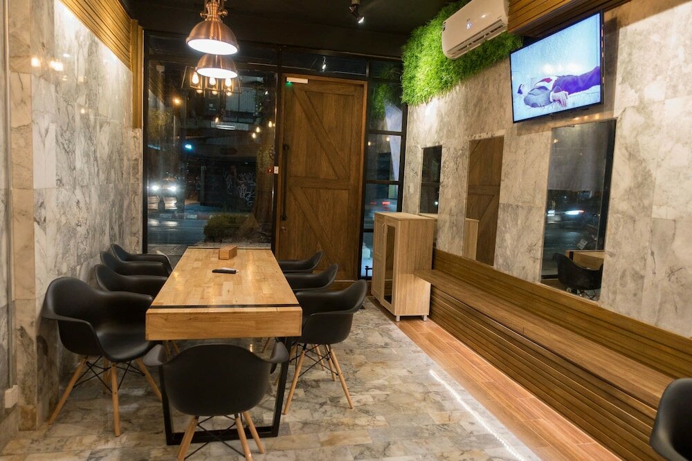 Фото Comfy Bed Hostel - Adults Only