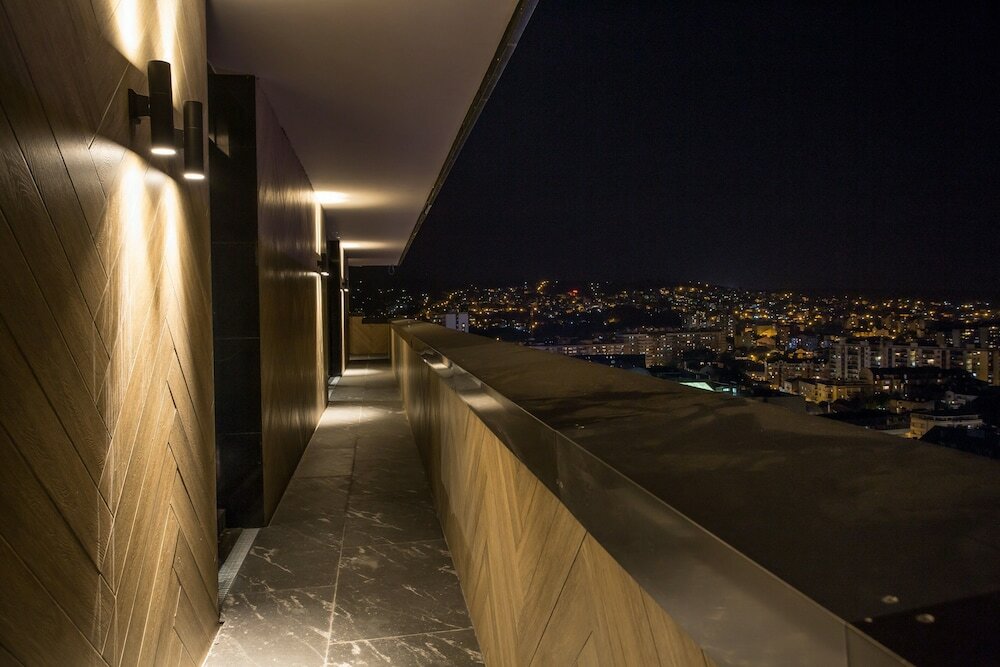 Фото Ambasador Hotel