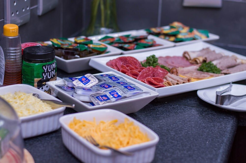 Фото 314 on Clark Guest House