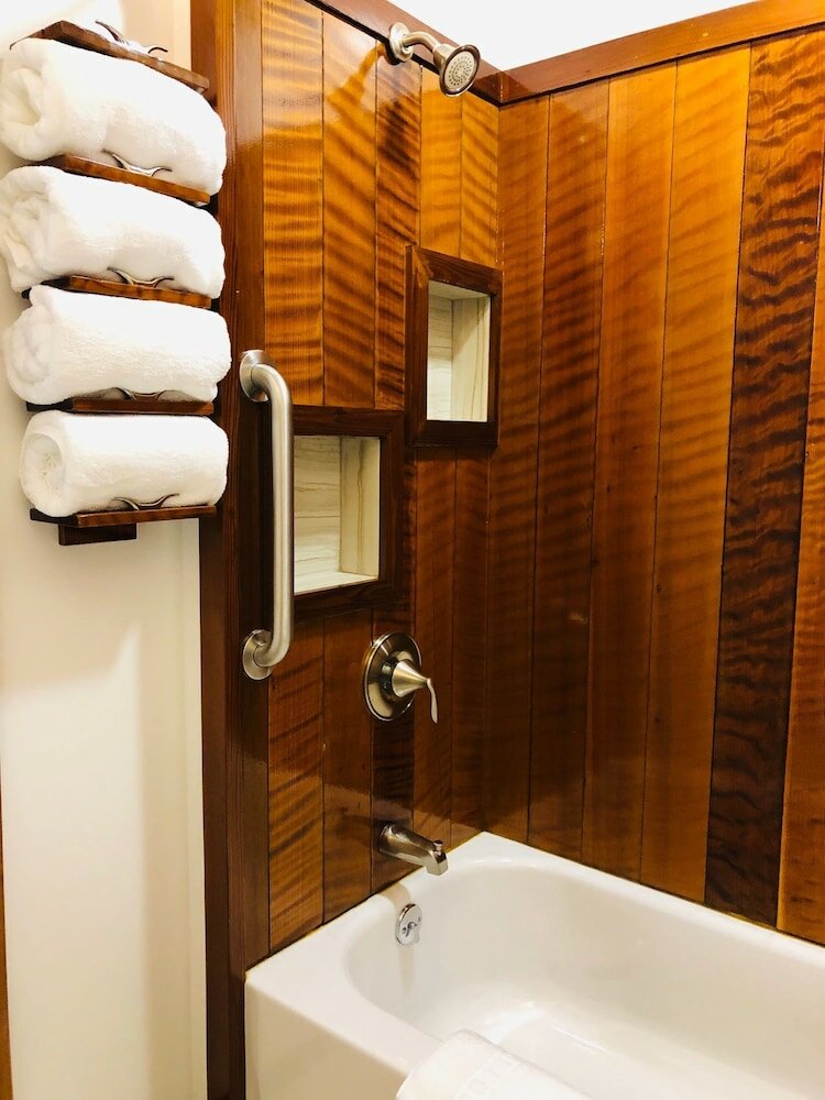 Фото Seafoam Lodge