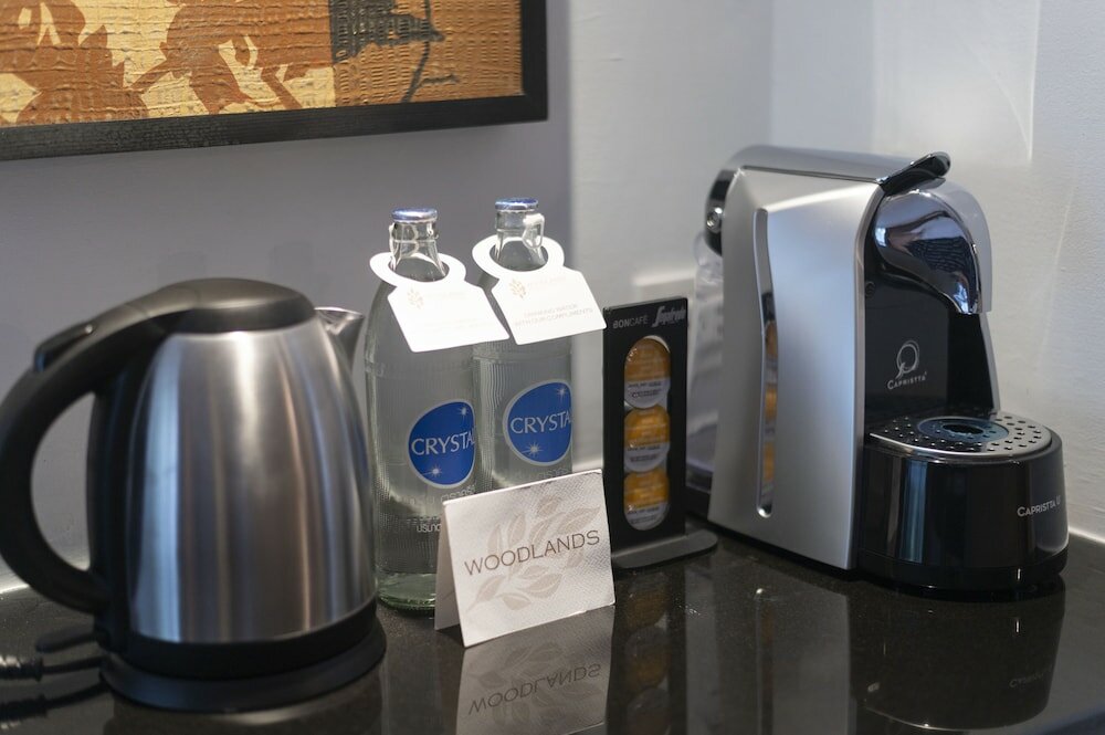 Фото Woodlands Suites Serviced Residences