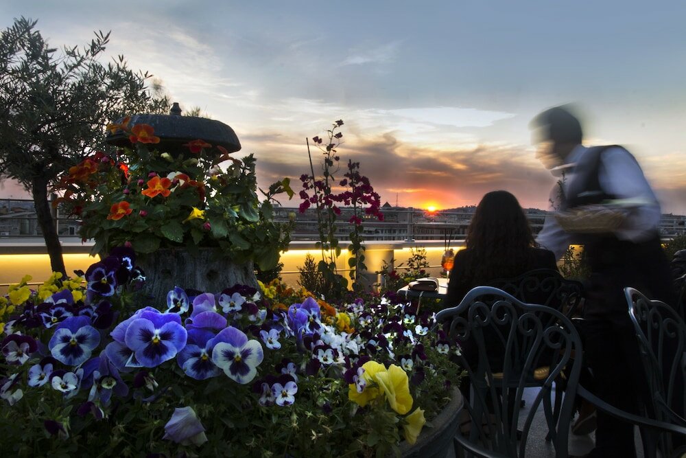 Фото Marcella Royal Hotel - Rooftop Garden