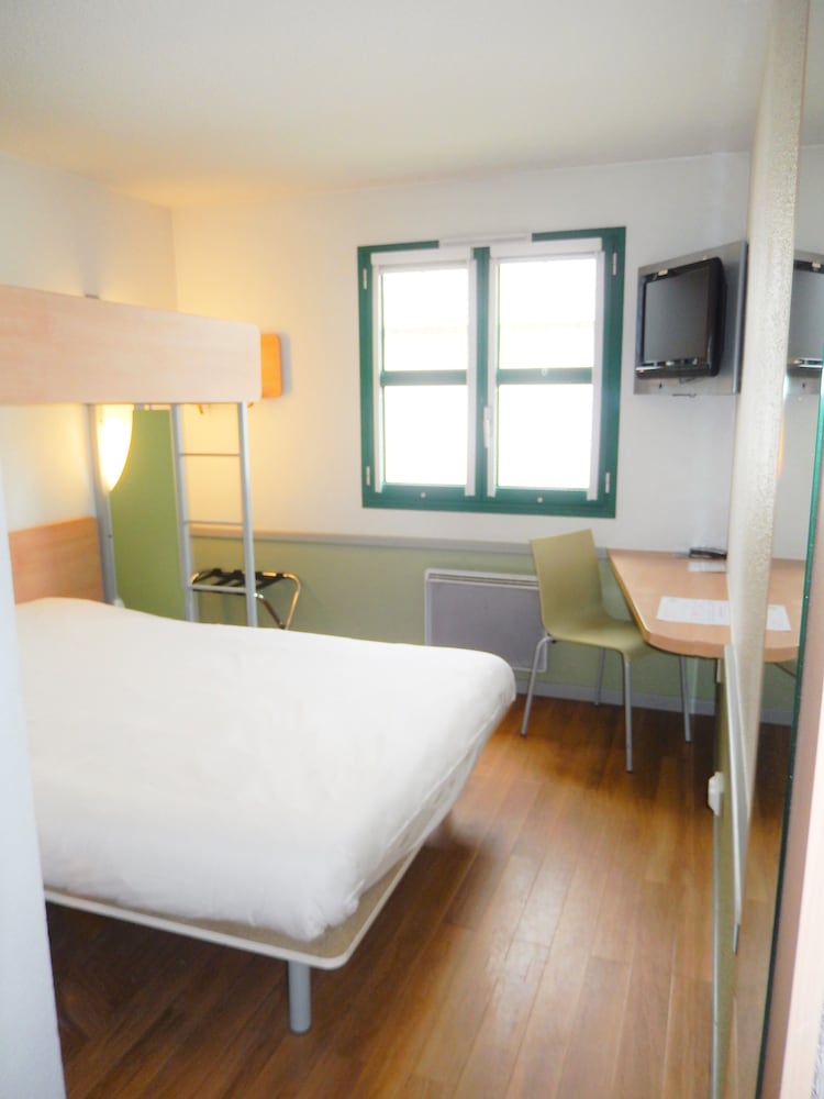 Фото Hotel Inn Design Laon