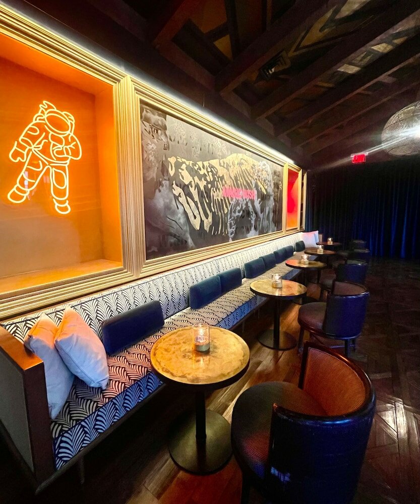 Фото Pod Times Square