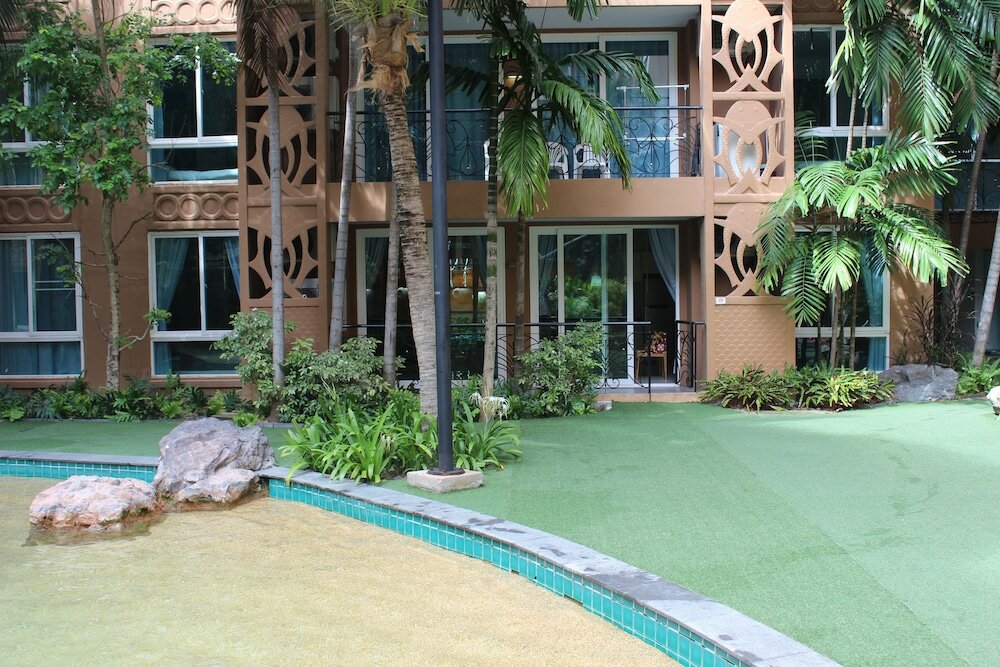 Фото Atlantis Condo Resort Pattaya by Trirong