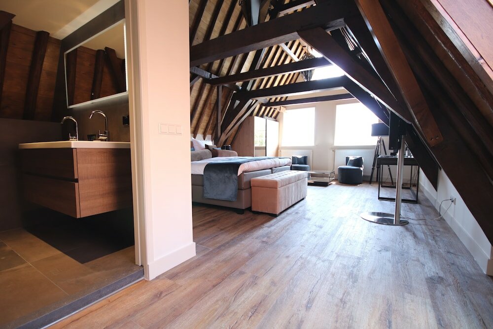 Фото Steenhof Suites