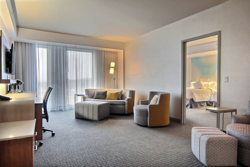 Фото Courtyard by Marriott Quebec City