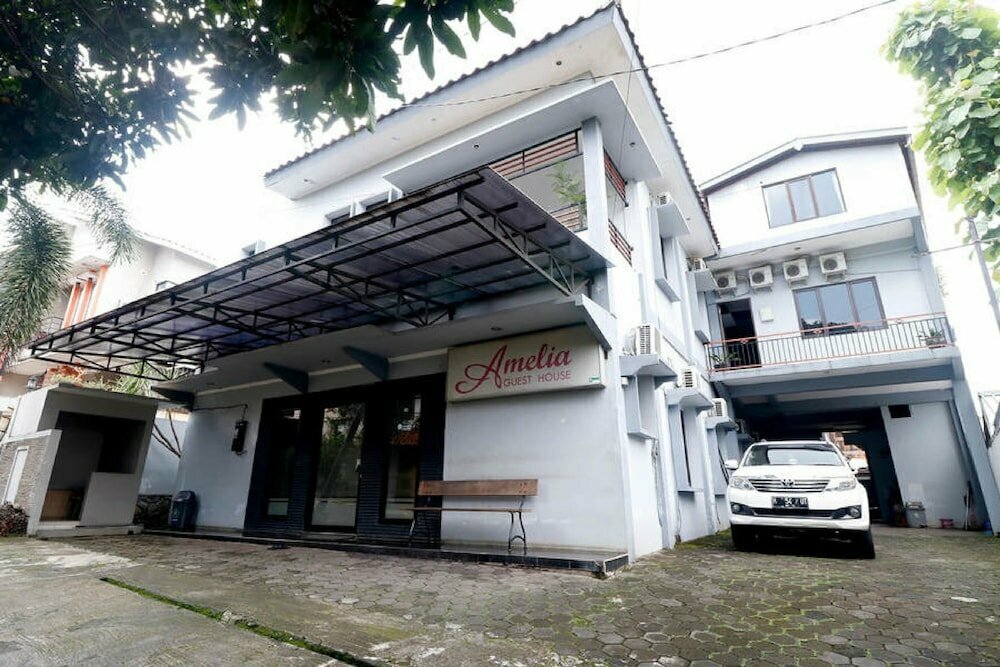 Hotel RedDoorz Plus near Undip Tembalang, Semarang, photo