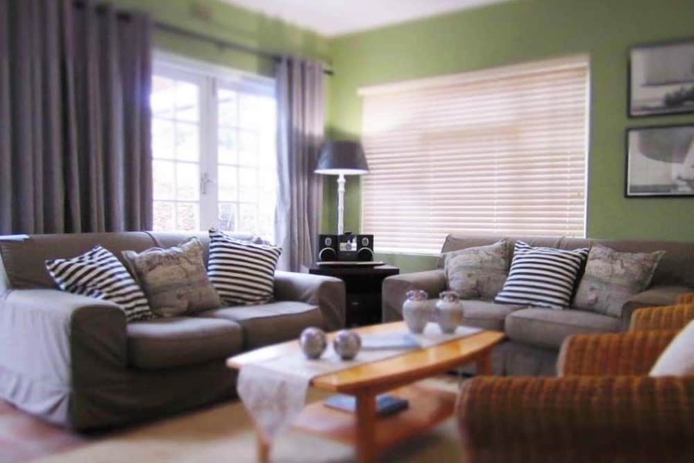 Фото 16 On Main Arniston