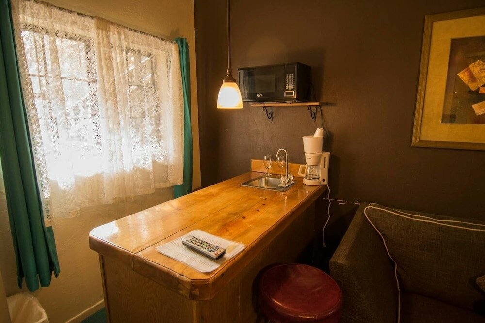 Фото Black Forest Lodge And Cabins