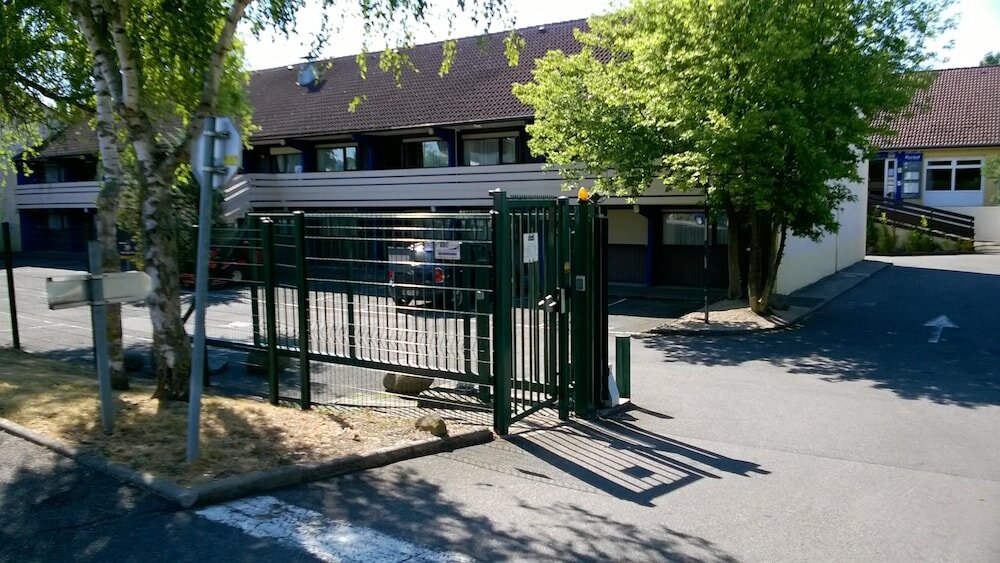 Фото Hotel Kyriad Mulhouse Est - Lutterbach