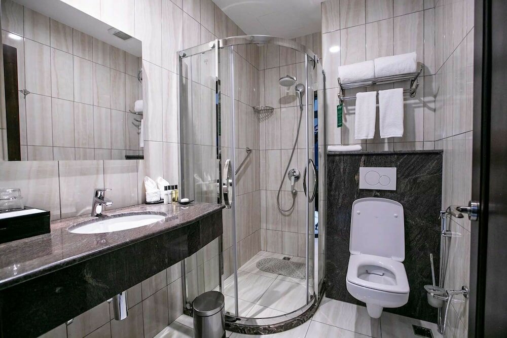 Фото Отель The Athena