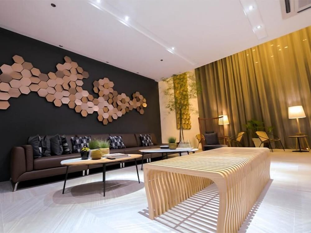 Фото Avior Hotel