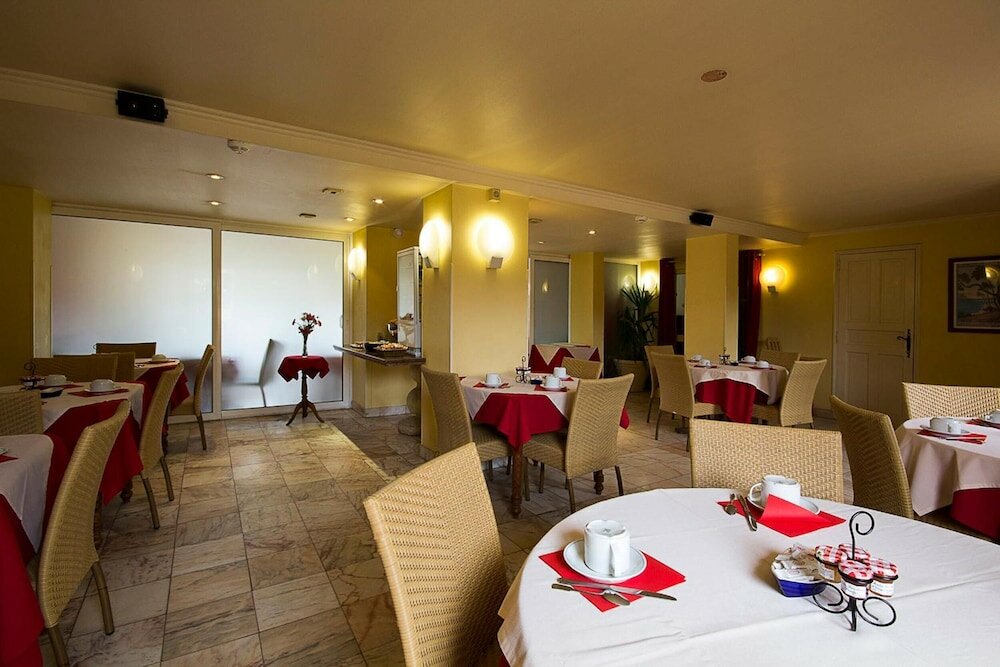 Фото Hotel Le Dauphin