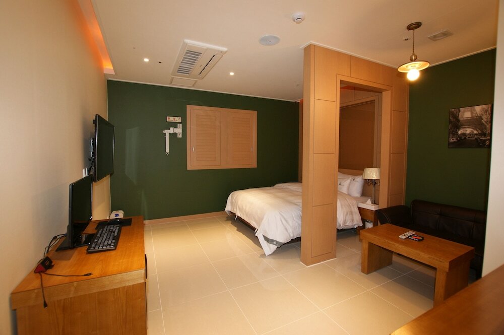 Фото River Hotel