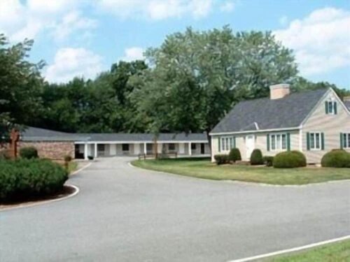 Внешний вид отеля Park View Inn - Salem в Салеме, фото 1