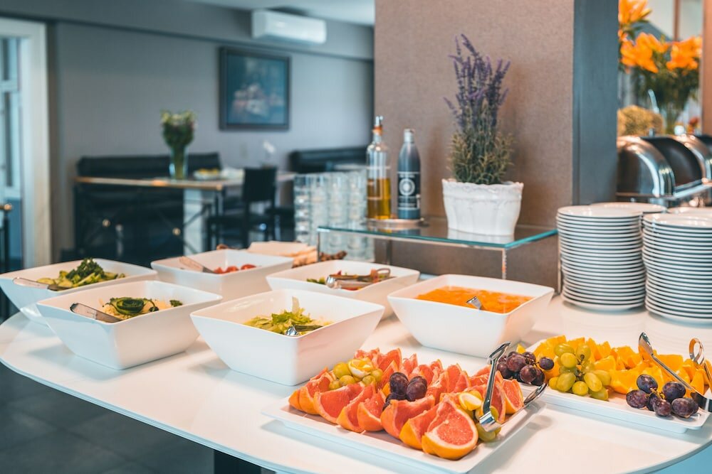 Фото Elysee Apartments