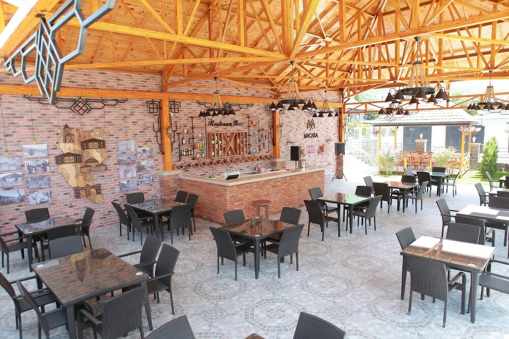 Фото Macara Sheki City Hotel