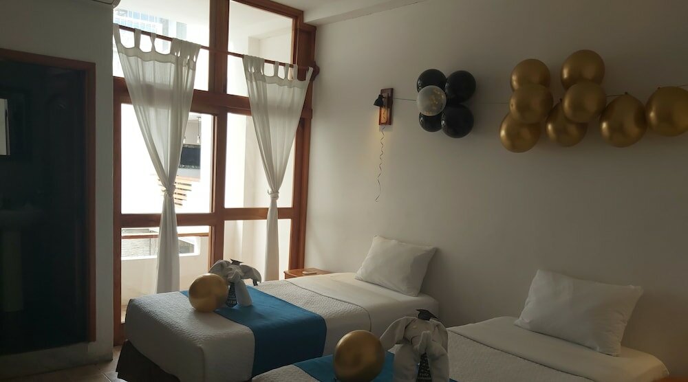 Фото Galapagos Native