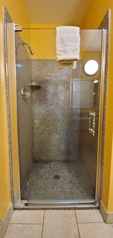 Фото Olympic View Inn