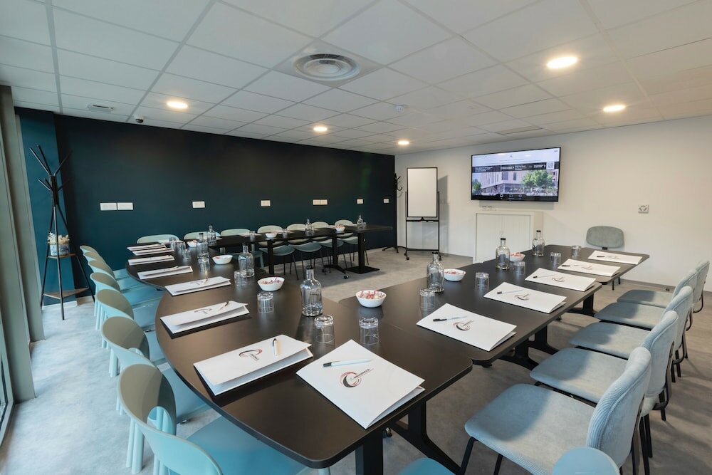 Фото The Originals Résidence Aix Schuman