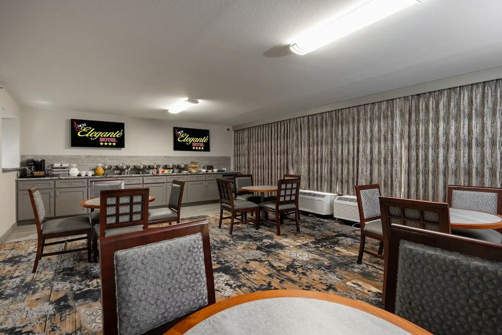 Фото Mcm Elegante Hotel and Conference Center Odessa