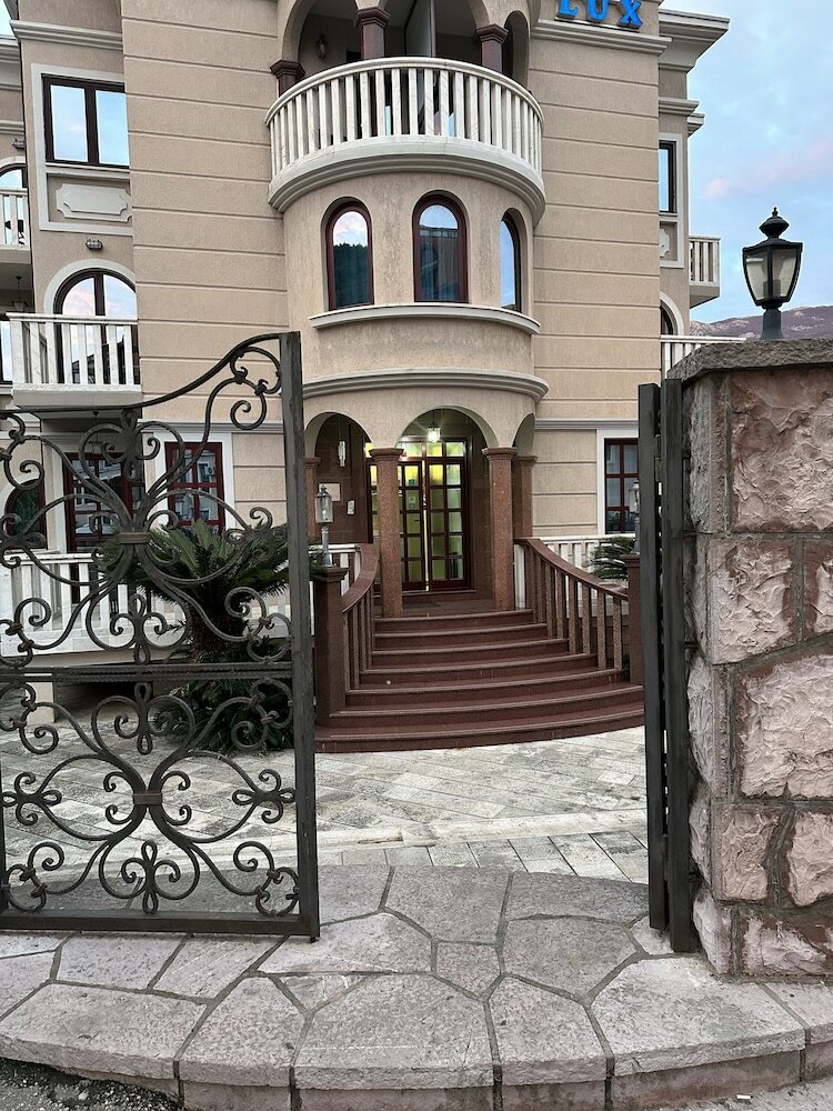 Фото Beatrix Lux Hotel