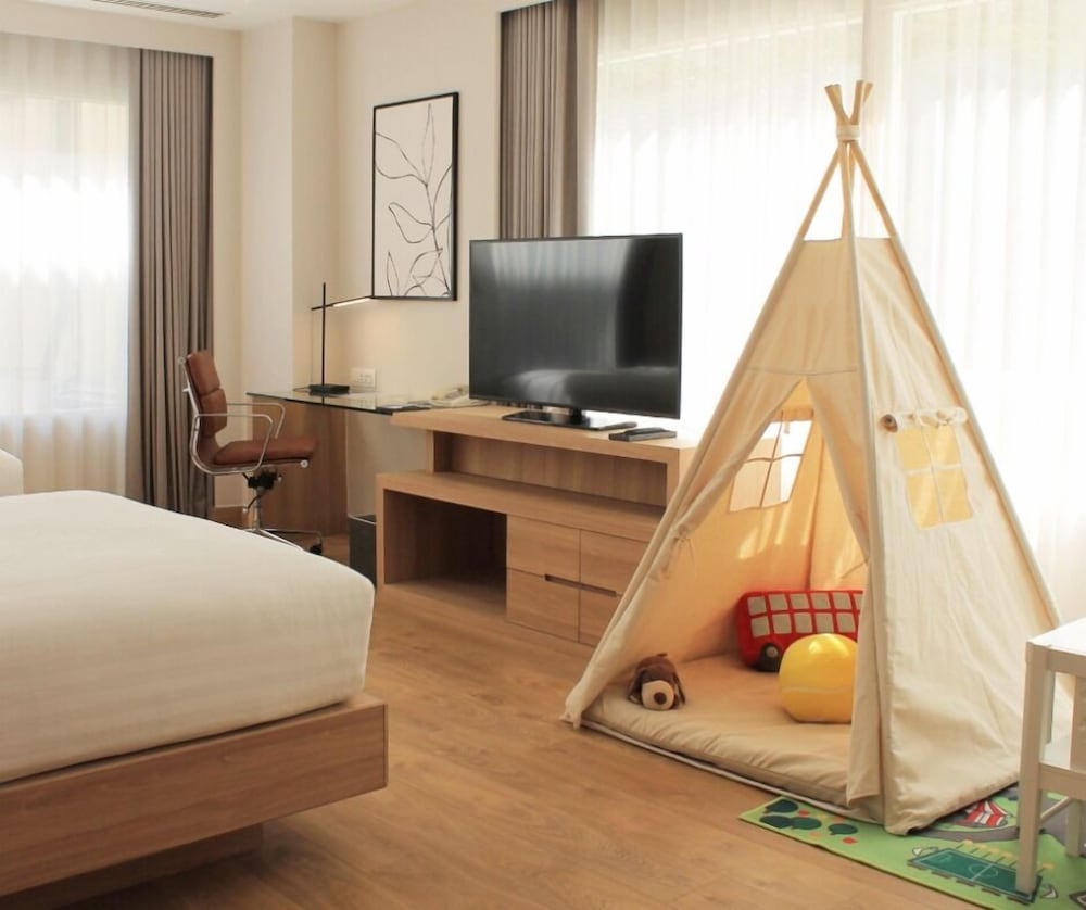 Фото Courtyard by Marriott Bangkok