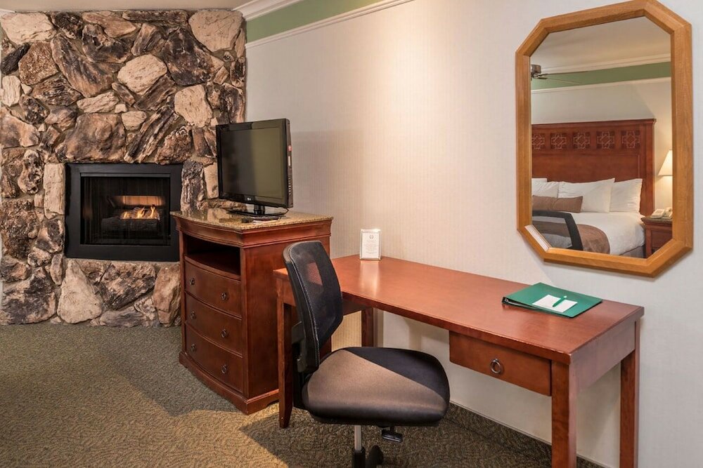 Фото Laurel Inn Motel