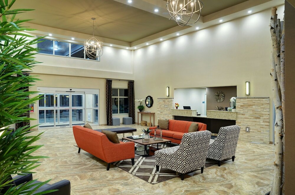 Фото Pomeroy Inn And Suites Vermilion