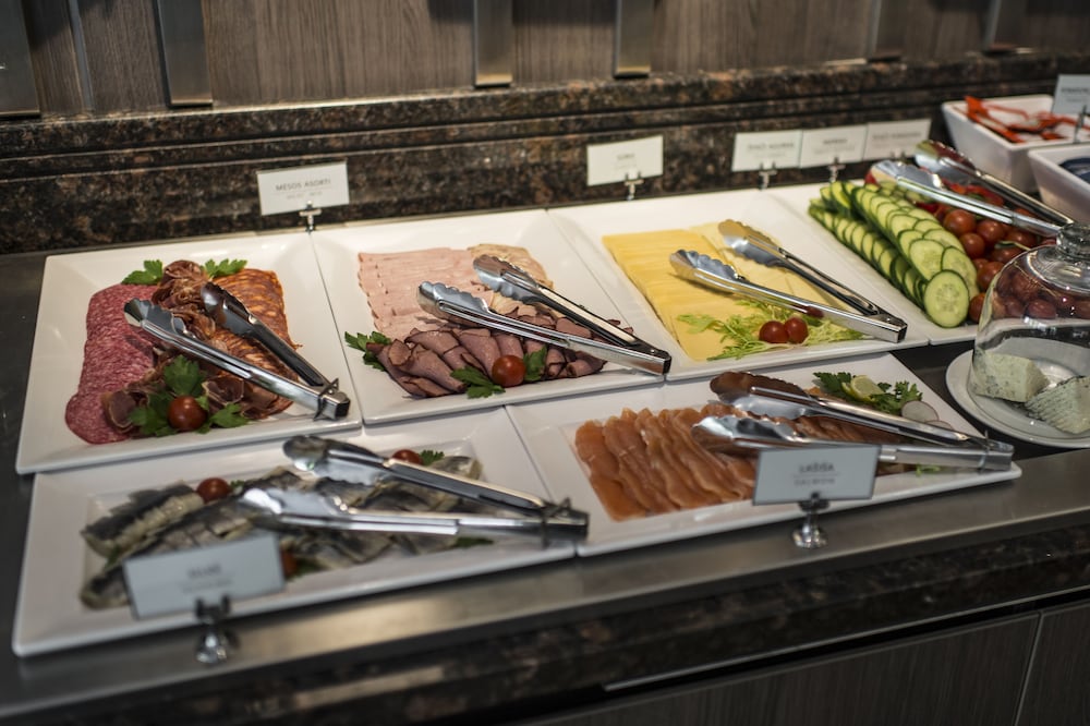 Фото Hotel Congress Avenue