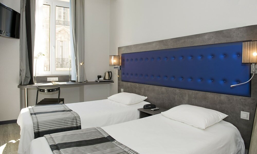 Фото Carre Vieux Port