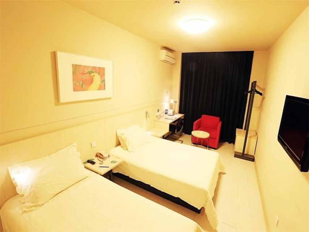 Фото Jinjiang Inn Tianjin Changjiang Road