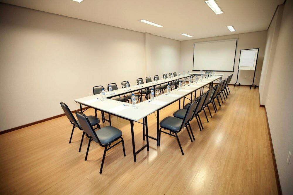 Фото Cambirela Hotel