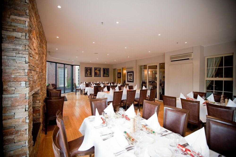 Фото Canterbury International Hotel